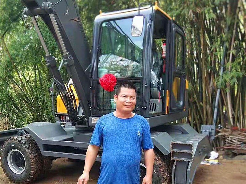 廣西南寧抓木機(jī)銷售客戶